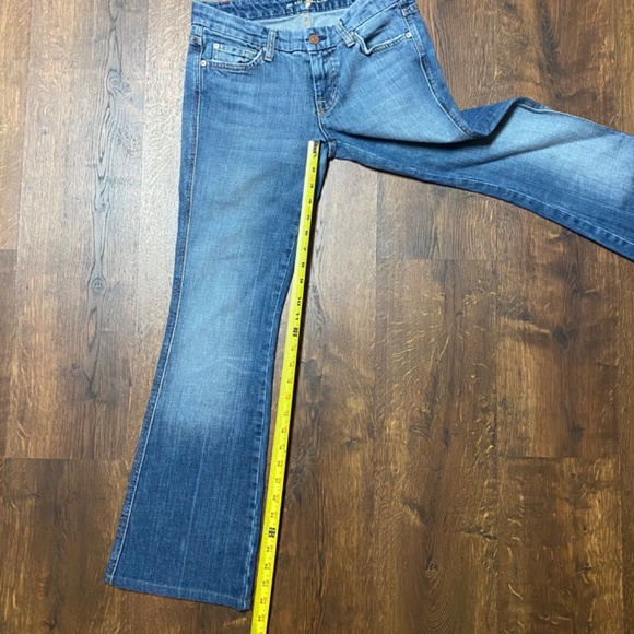 7 For All Mankind Flare Jeans with Rhinestone Back Pocket A Design - Picture 12 of 13